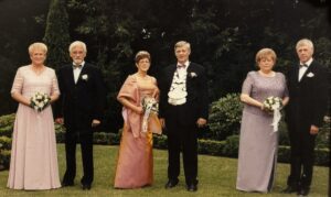 Thron 2003