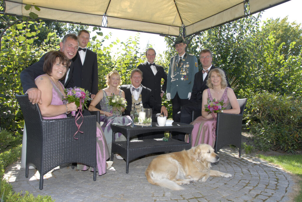 Thron 2008