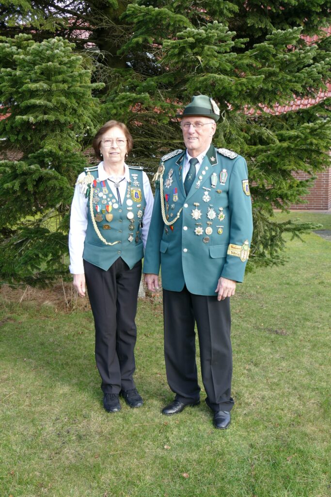 Das Kaiserpaar von 2013 aus der Kp II Magda und Josef Meyer